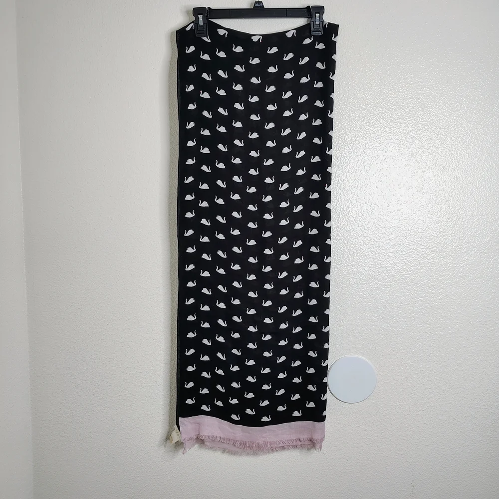Kate Spade Black and White Swan Pattern Scarf - Picture 5 of 11